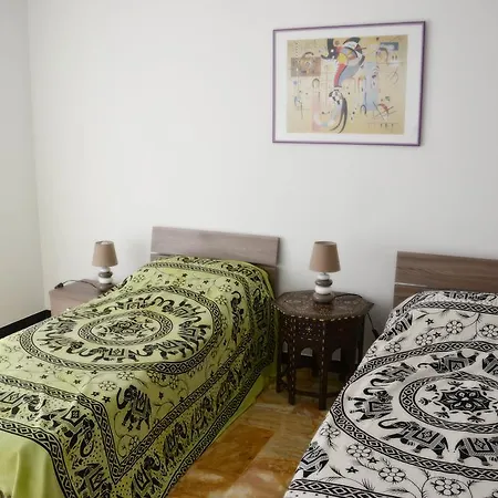 Il Mare Sotto Al Cuscino Bed & Breakfast Genova